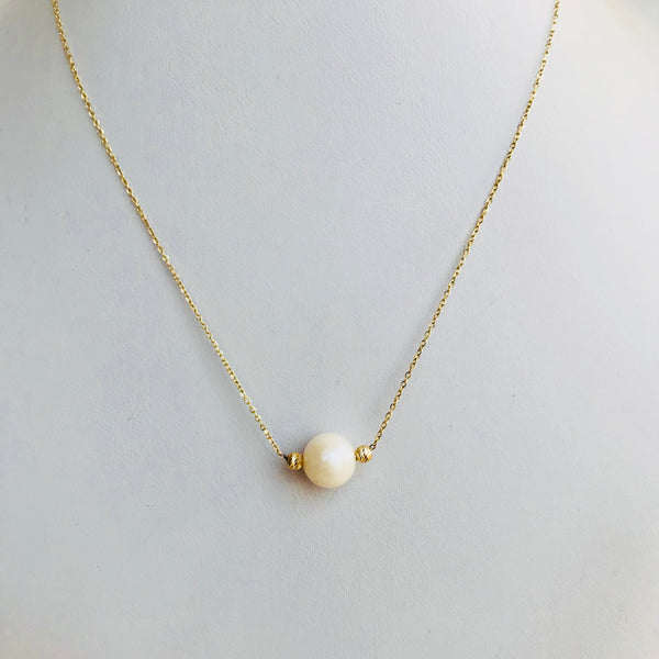 White pearl with two balls