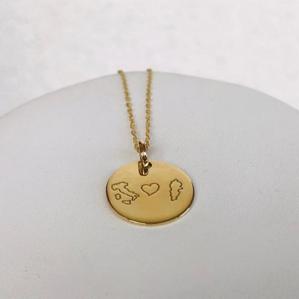 Personalised engraved pendant