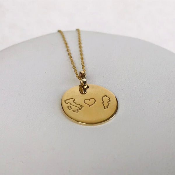 Personalised engraved pendant