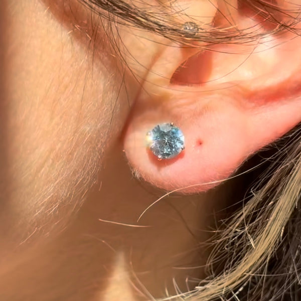 Diamond studs
