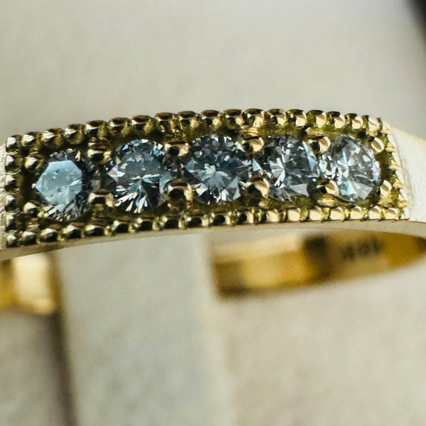 Diamond band