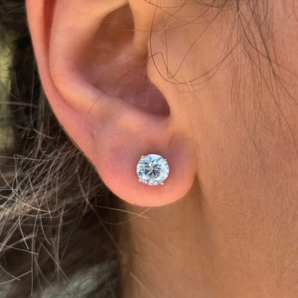 Diamond studs
