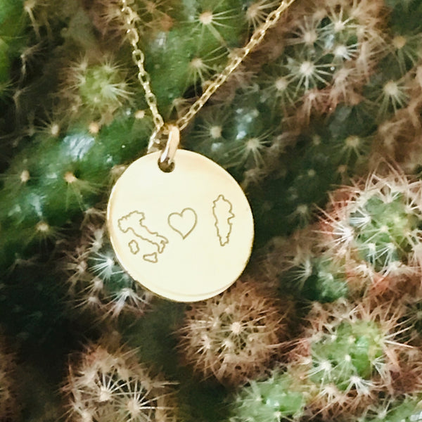 Personalised engraved pendant