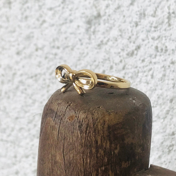 The Ribbon Ring