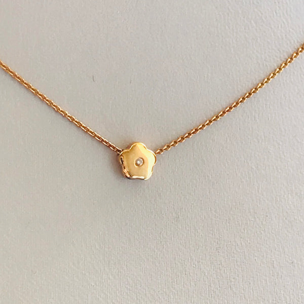 Flower with diamond