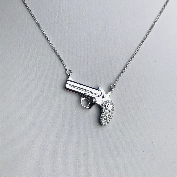 Gunshaped necklace 3