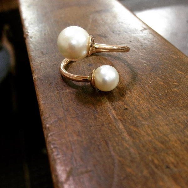 Twist Pearls Ring