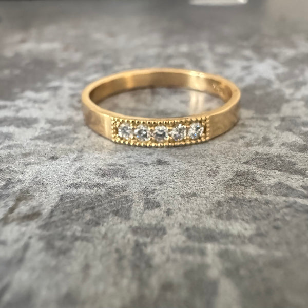 Diamond band