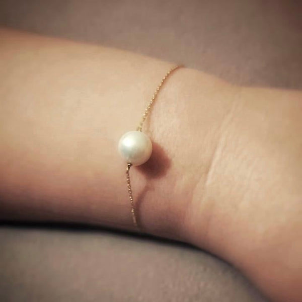 White pearl Bracelet