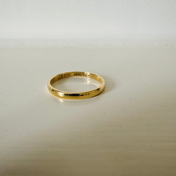 Simple wedding ring