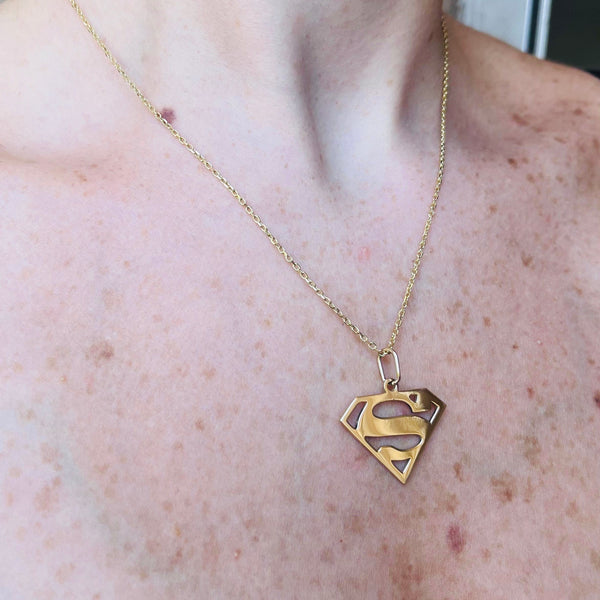 Superman Pendant  ( Medium size )