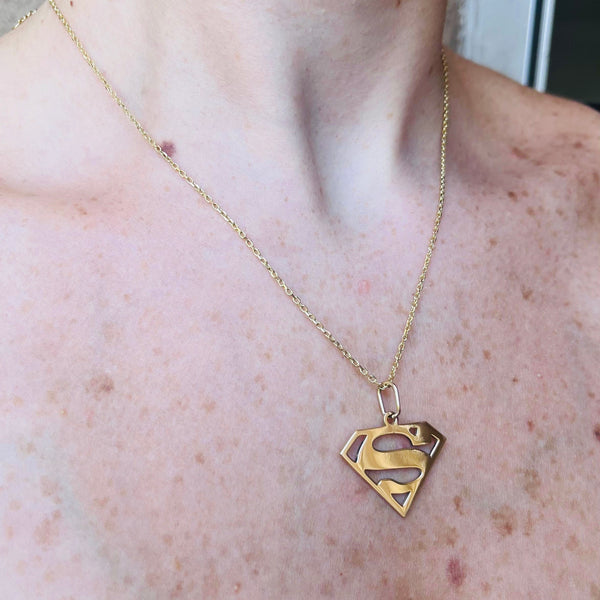 Superman Pendant  ( Medium size )