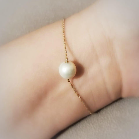 White pearl Bracelet
