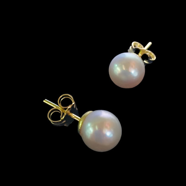 Pearl earrings