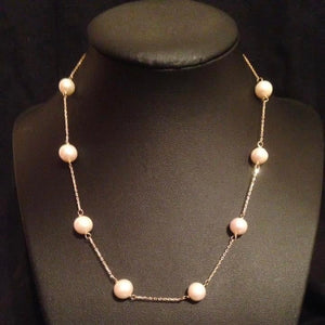 Classic Pearl Necklace