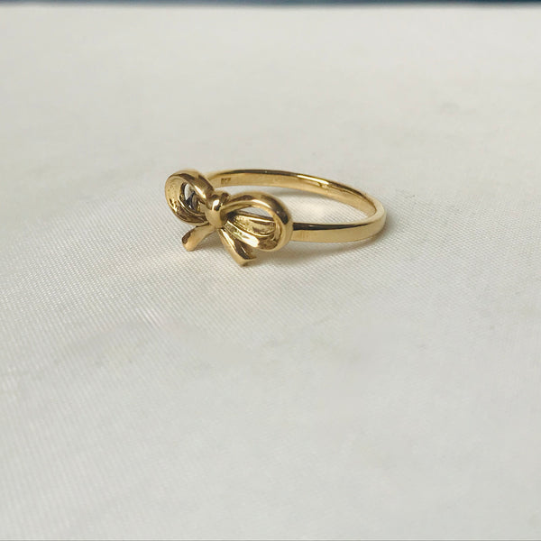 The Ribbon Ring