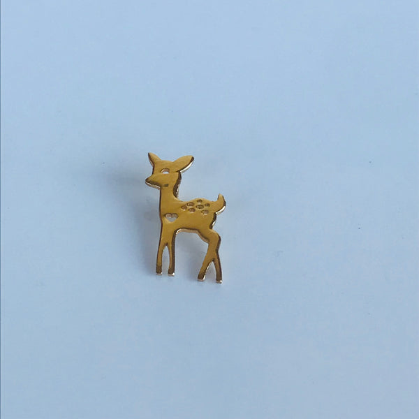 Deer pendant
