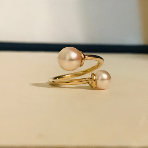 Twist Pearls Ring