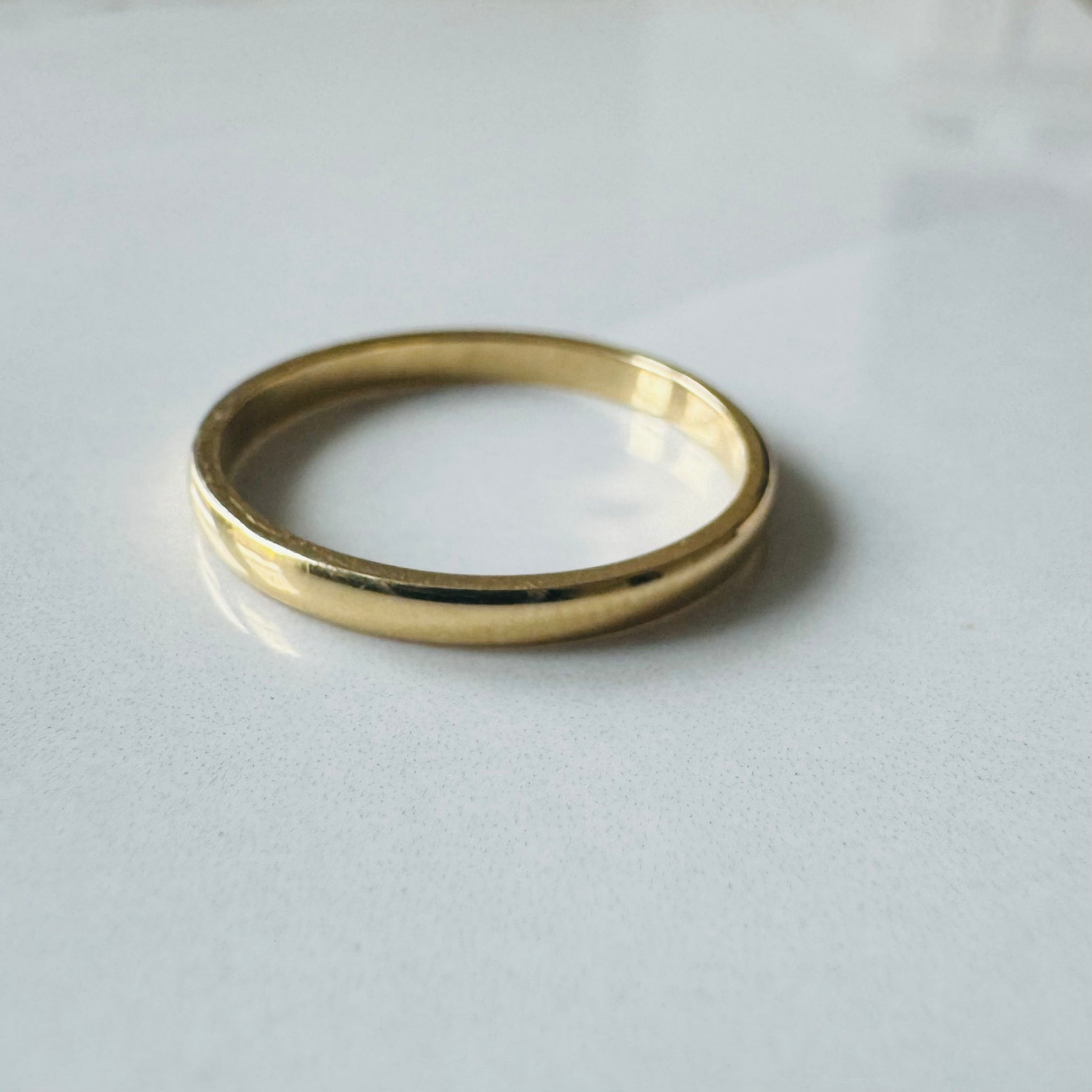 Simple wedding ring