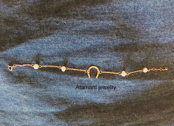 Horse Shoe Anklet - With Pearls