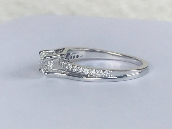 Diamond Engagement Ring